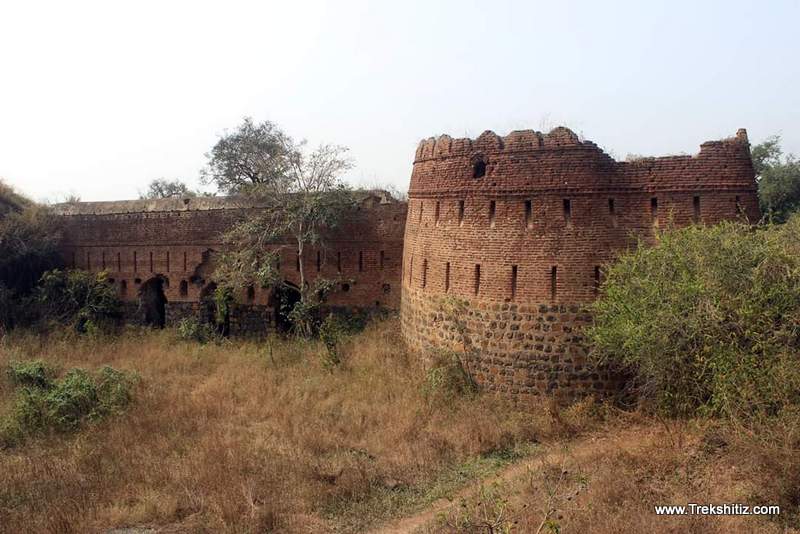 Bahadurwadi gad
